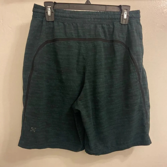 Lululemon Pace Breaker Short Linerless Dark Emerald Black Size Medium - Picture 2 of 7